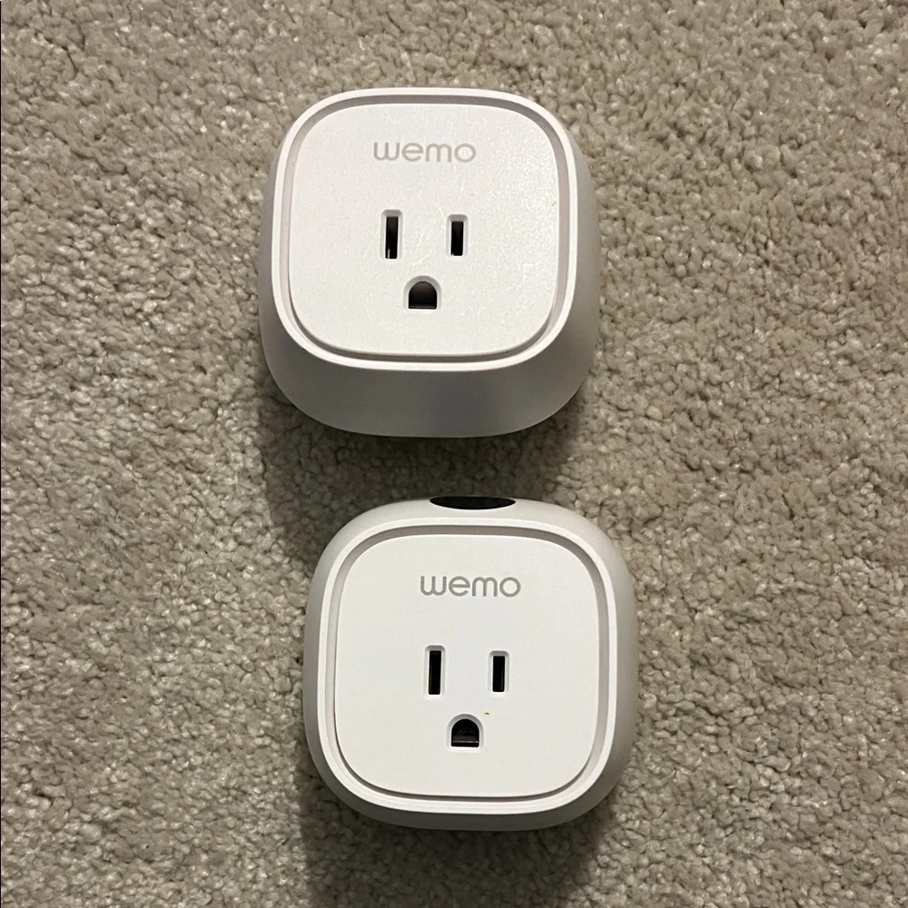 Belkin WeMo Insight WiFi Switch / Plug - Picture 1 of 10